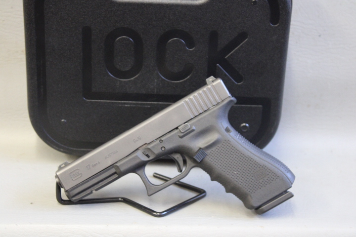 **POLICE TRADE** GLOCK 17 GEN4 9MM W/ ONE MAG